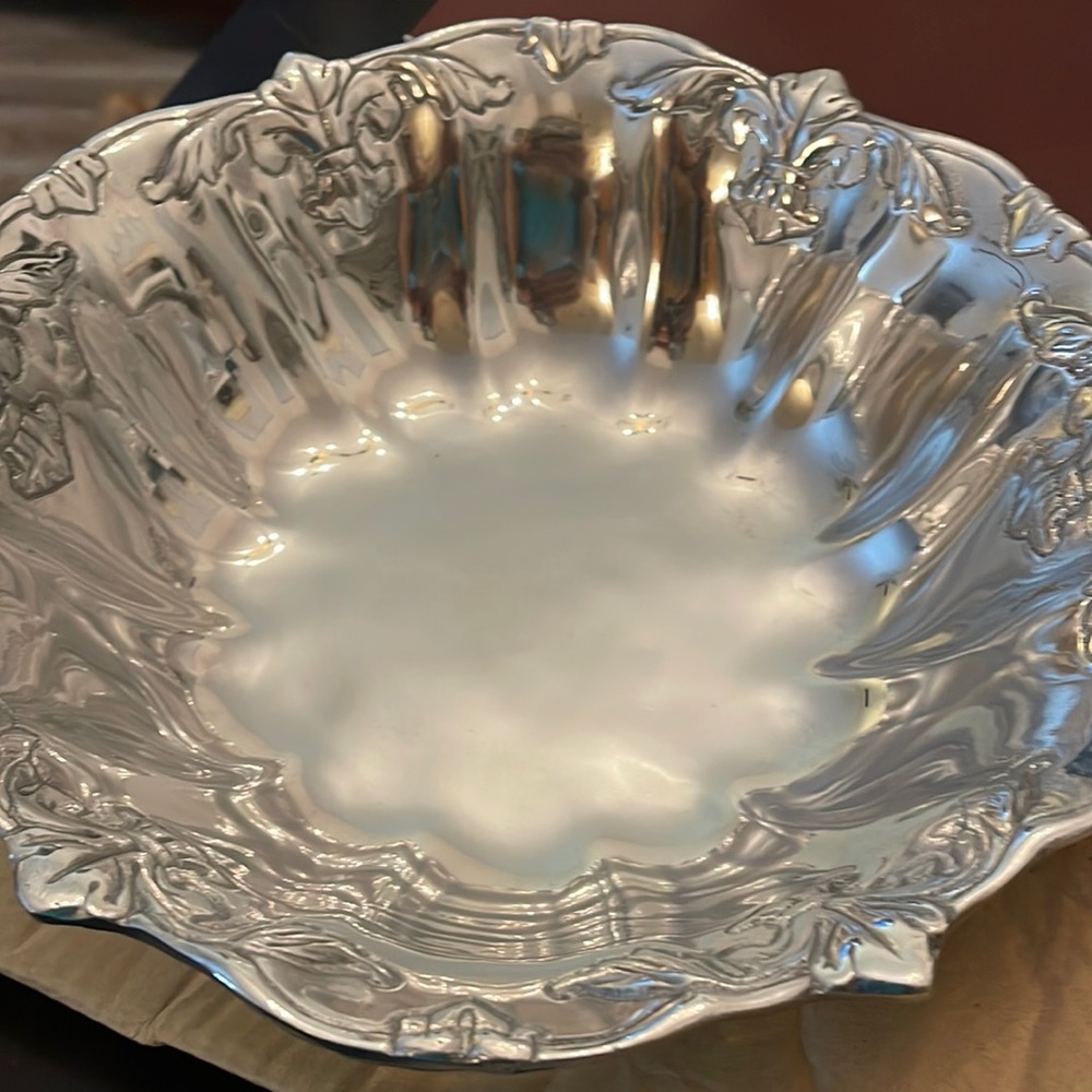 FLEUR-DE-LIS SALAD BOWL 12 - Picture 7 of 15